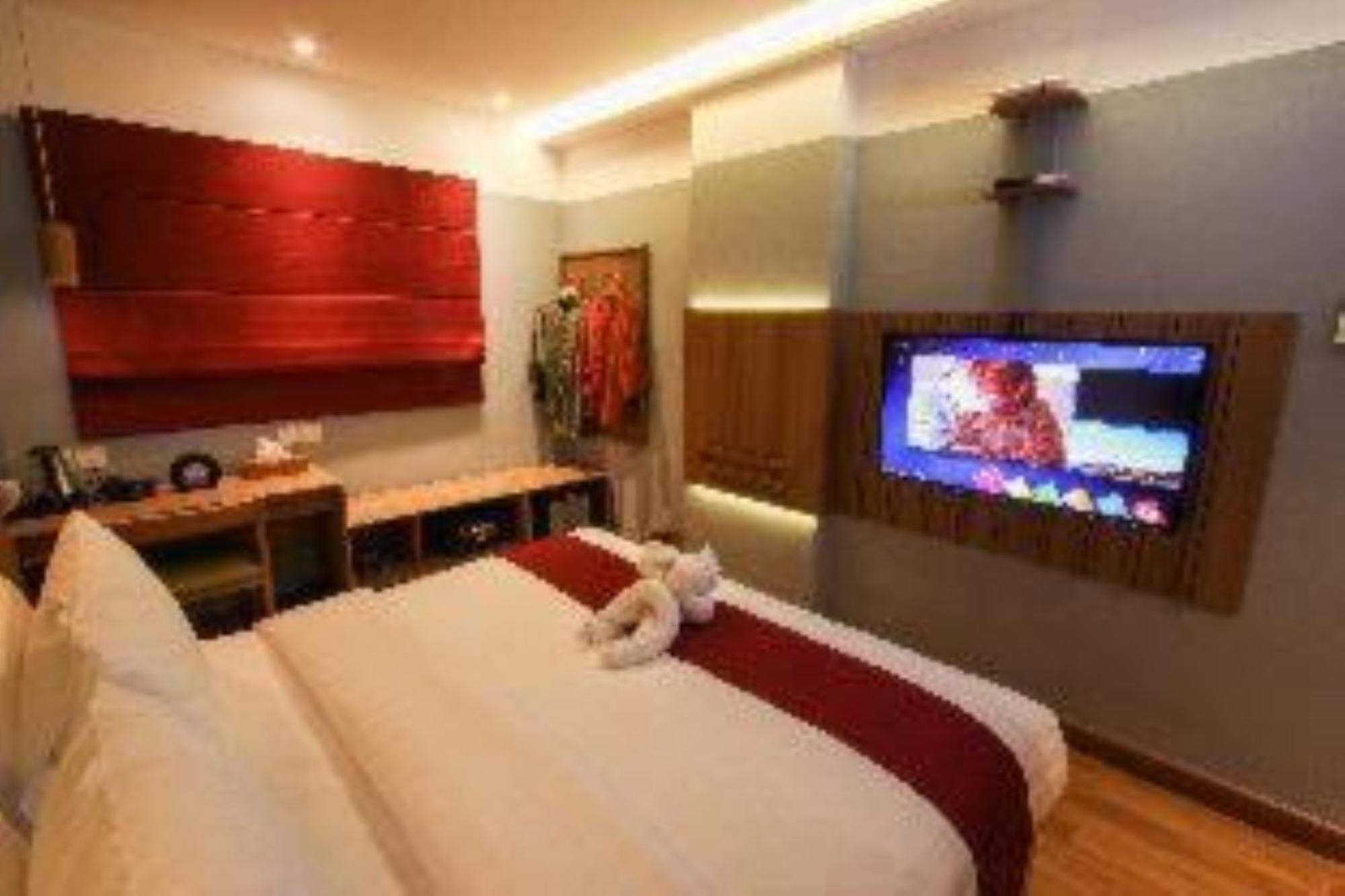 Kuretakeso Kemang Hotel Yakarta Exterior foto